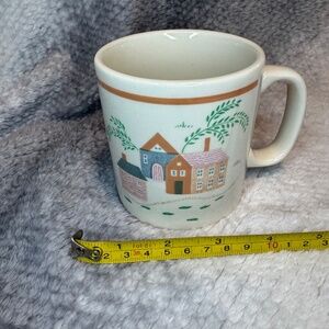 Vintage Cottage Core Country Home Stoneware Coffee/Tea Mug made in England 8 oz